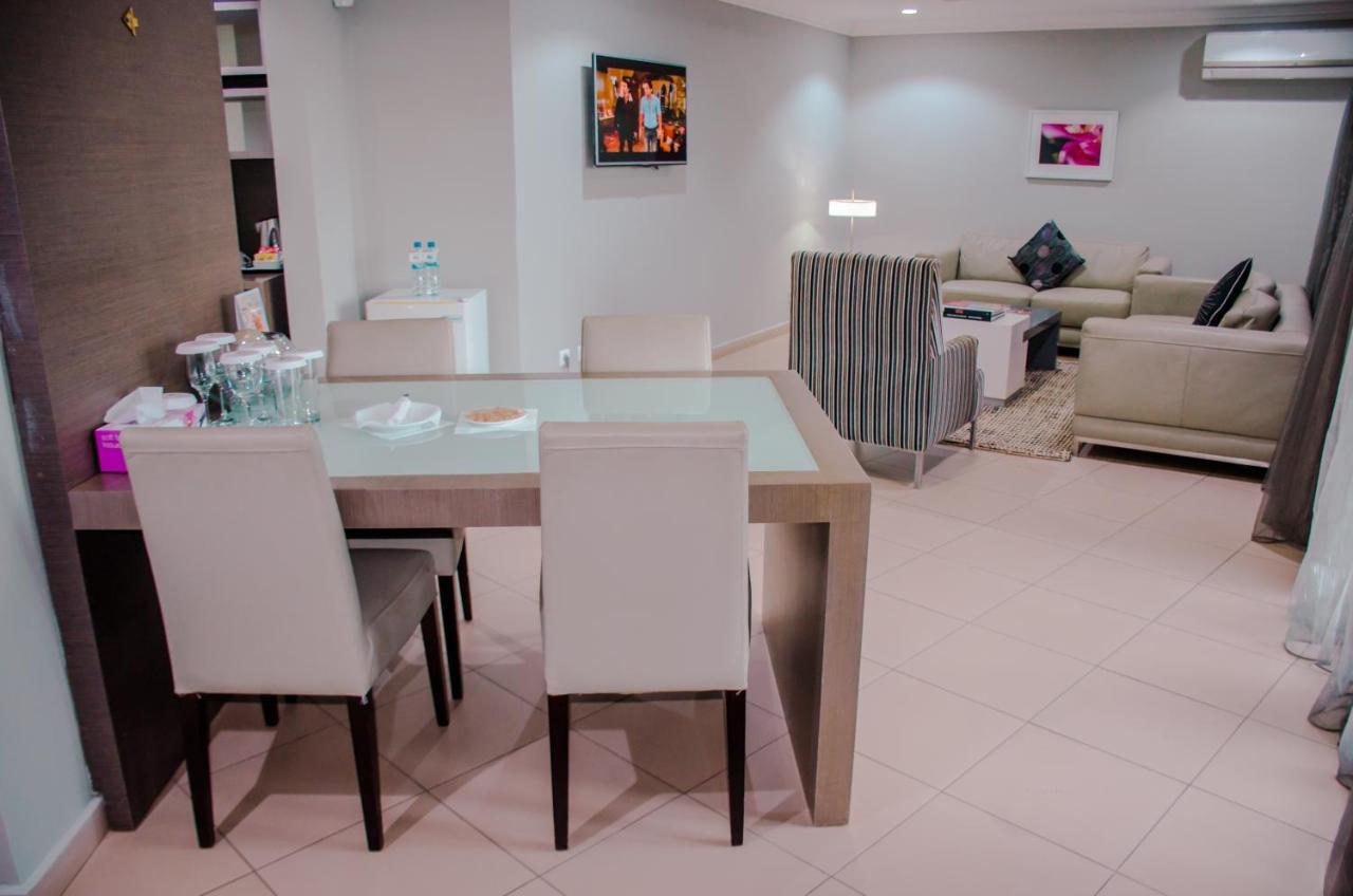 Hotel Milenio Нампула Экстерьер фото