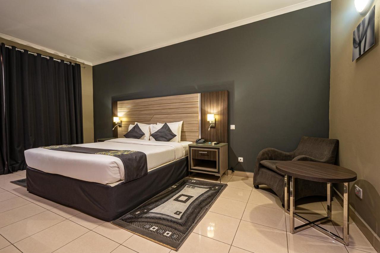 Hotel Milenio Нампула Экстерьер фото